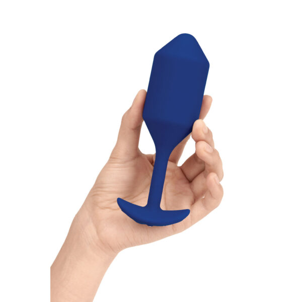Korek Analny Snug XL B-Vibe Vibrating Niebieski - obrazek 4